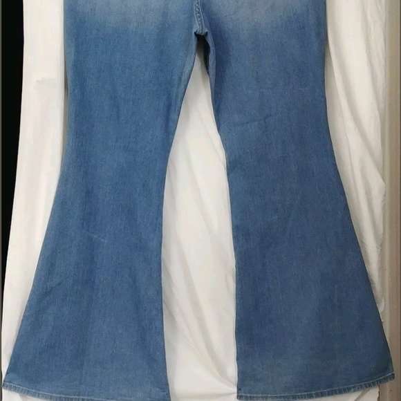 Mega Flare Jeans BellBotton Jeans - Picture 4 of 6